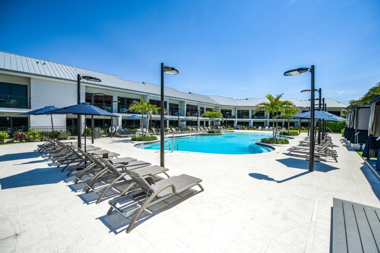 Anna Maria Beach Resort 홈즈비치 외부 사진